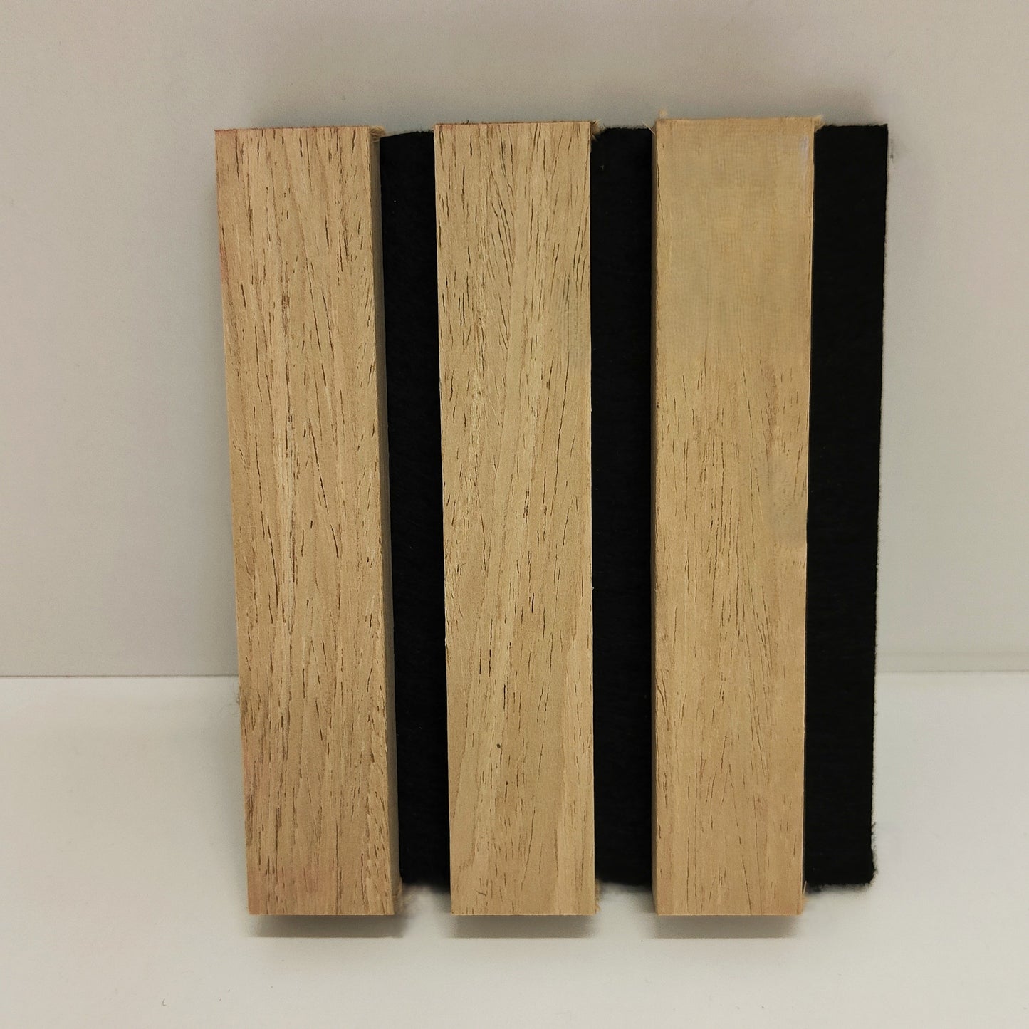Light Oak Aku Panel Sample